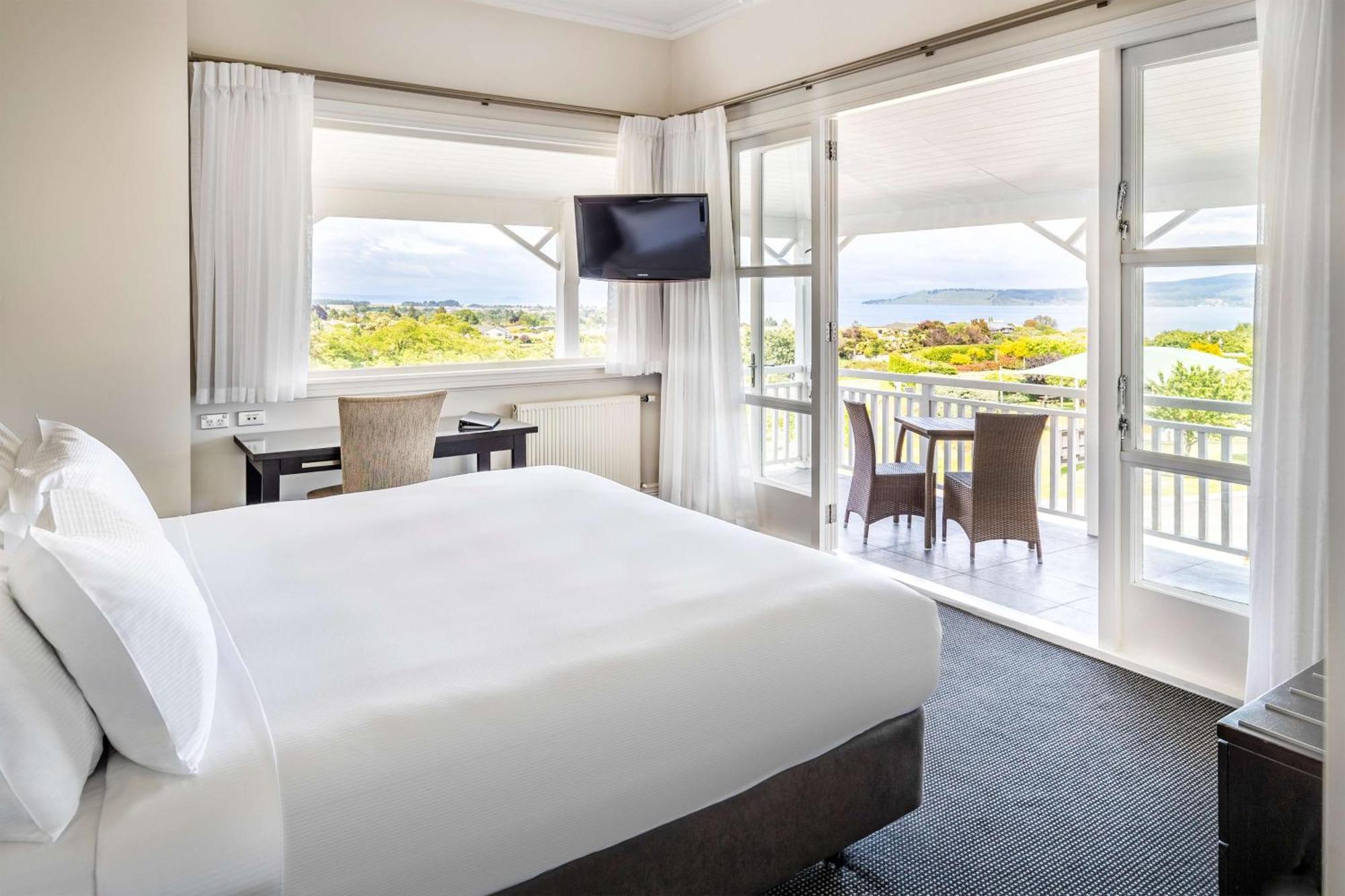 Hilton Lake Lago Taupo Exterior foto
